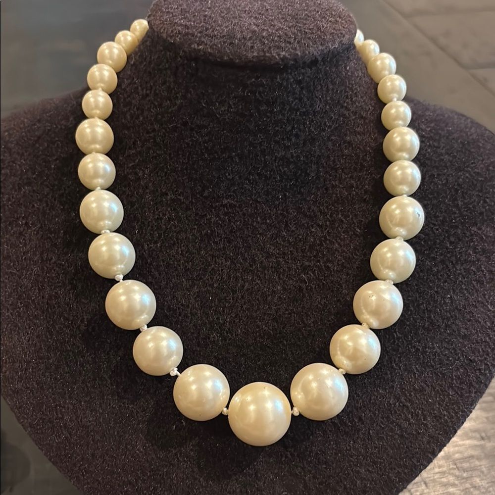 Talbots Chunky Statement Reticulated Elegant Pear… - image 1